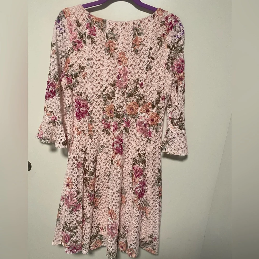 EUC! Rabbit Rabbit Rabbit Pink Floral Lace-Texture Long Sleeve Midi Dress Large - Picture 2 of 4